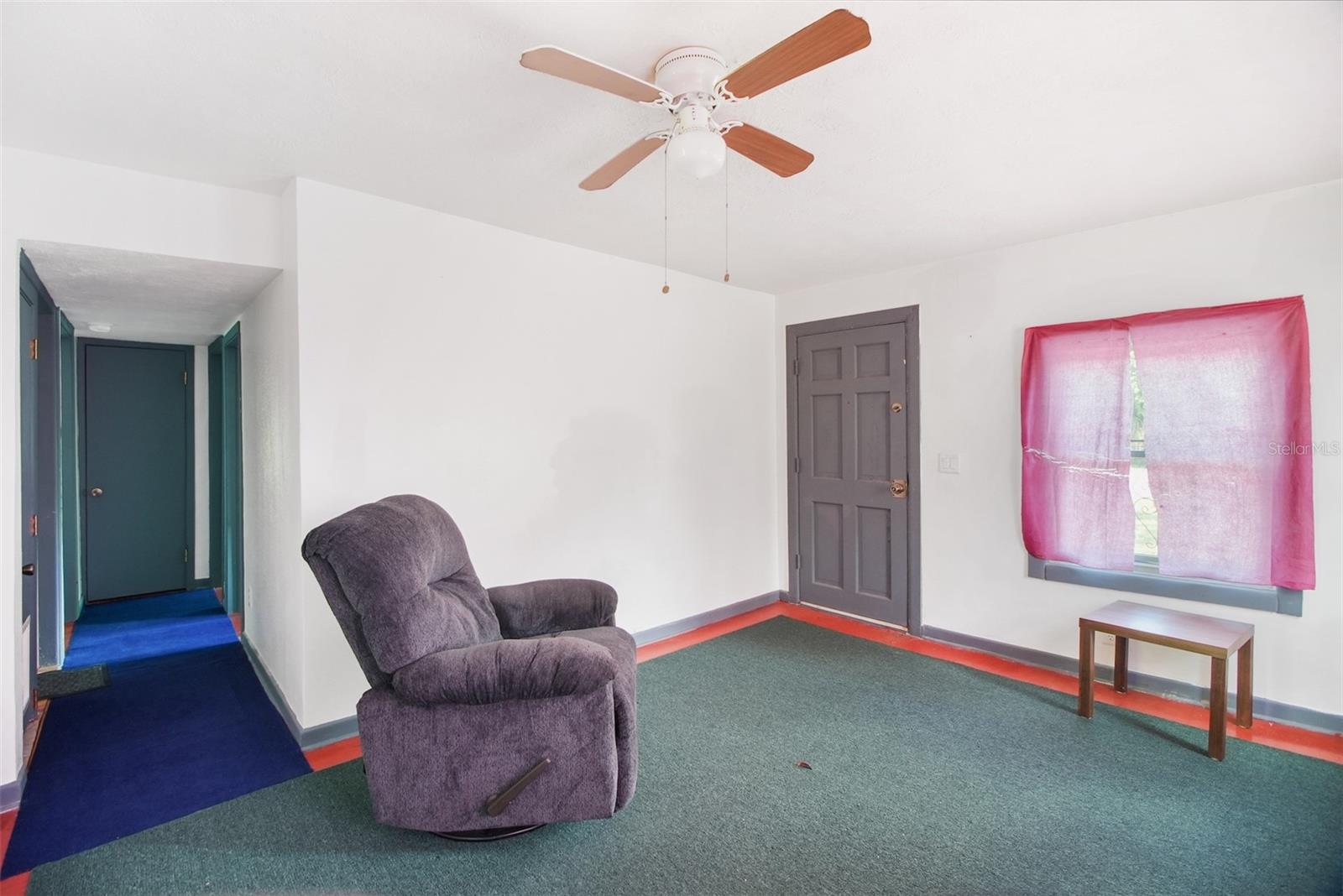 2205 & 2211 LAKE PICKETT RD, ORLANDO, FL, 32826