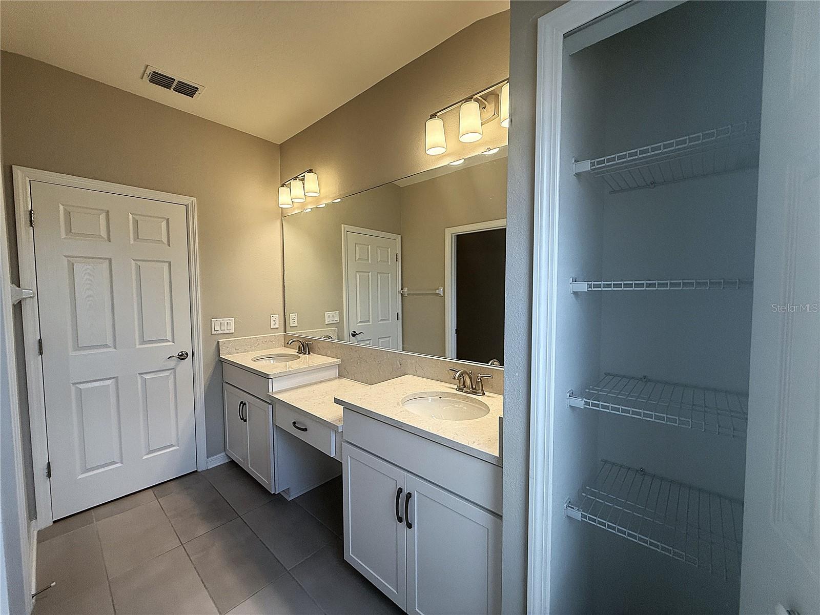 2453 STAPLEFORD PL, WESLEY CHAPEL, FL, 33543