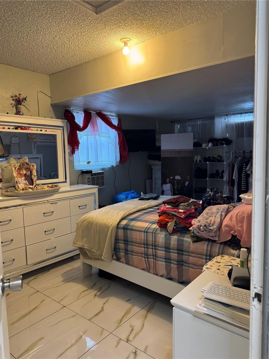 3407 LAKE TINY CIR, ORLANDO, FL, 32818