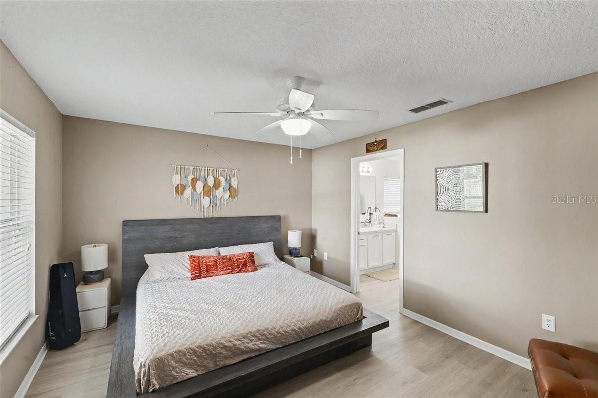 342 MARINERS GATE DR, EDGEWATER, FL, 32141