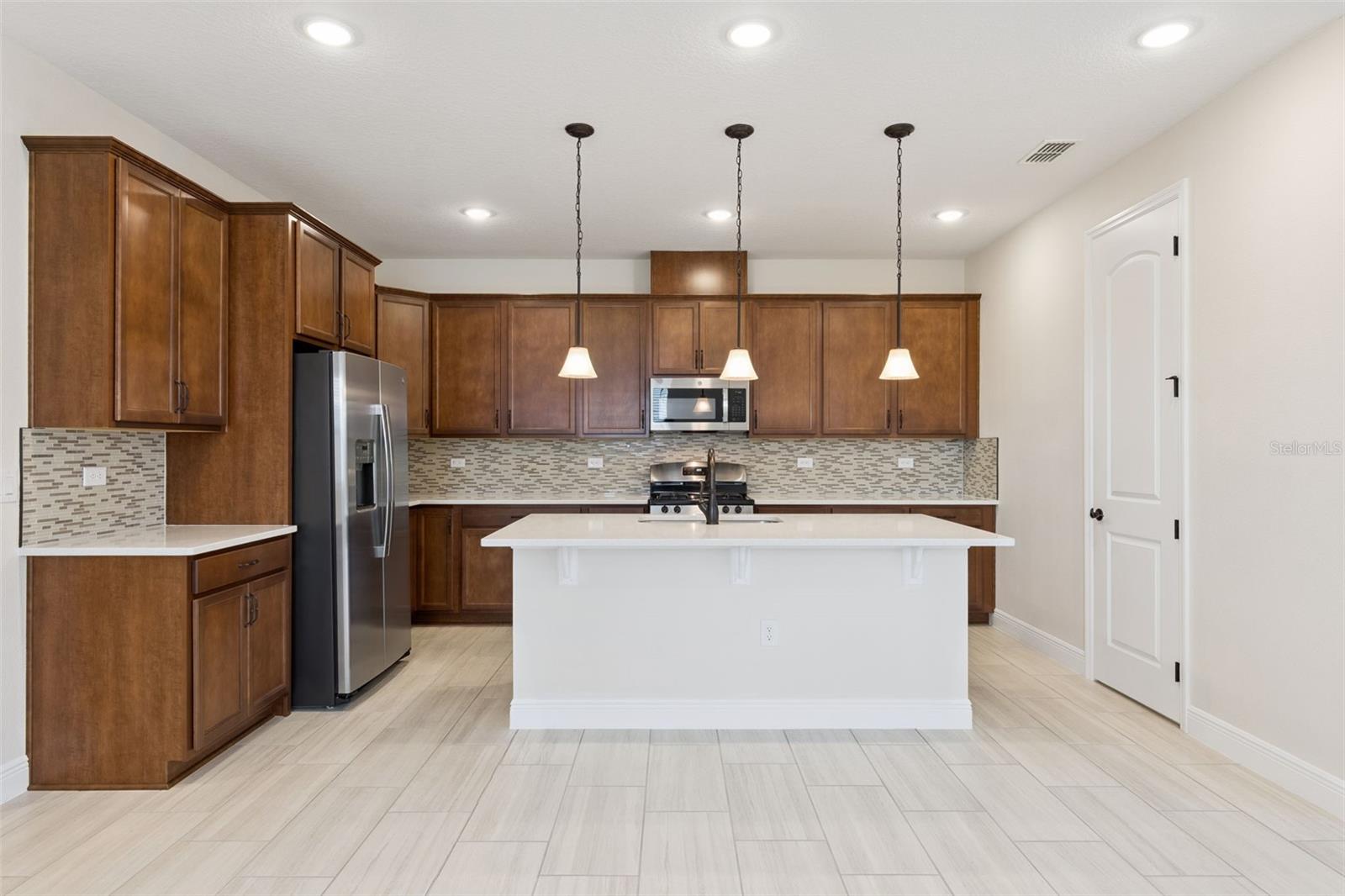 5064 MEADOW SONG DR, LEESBURG, FL, 34748
