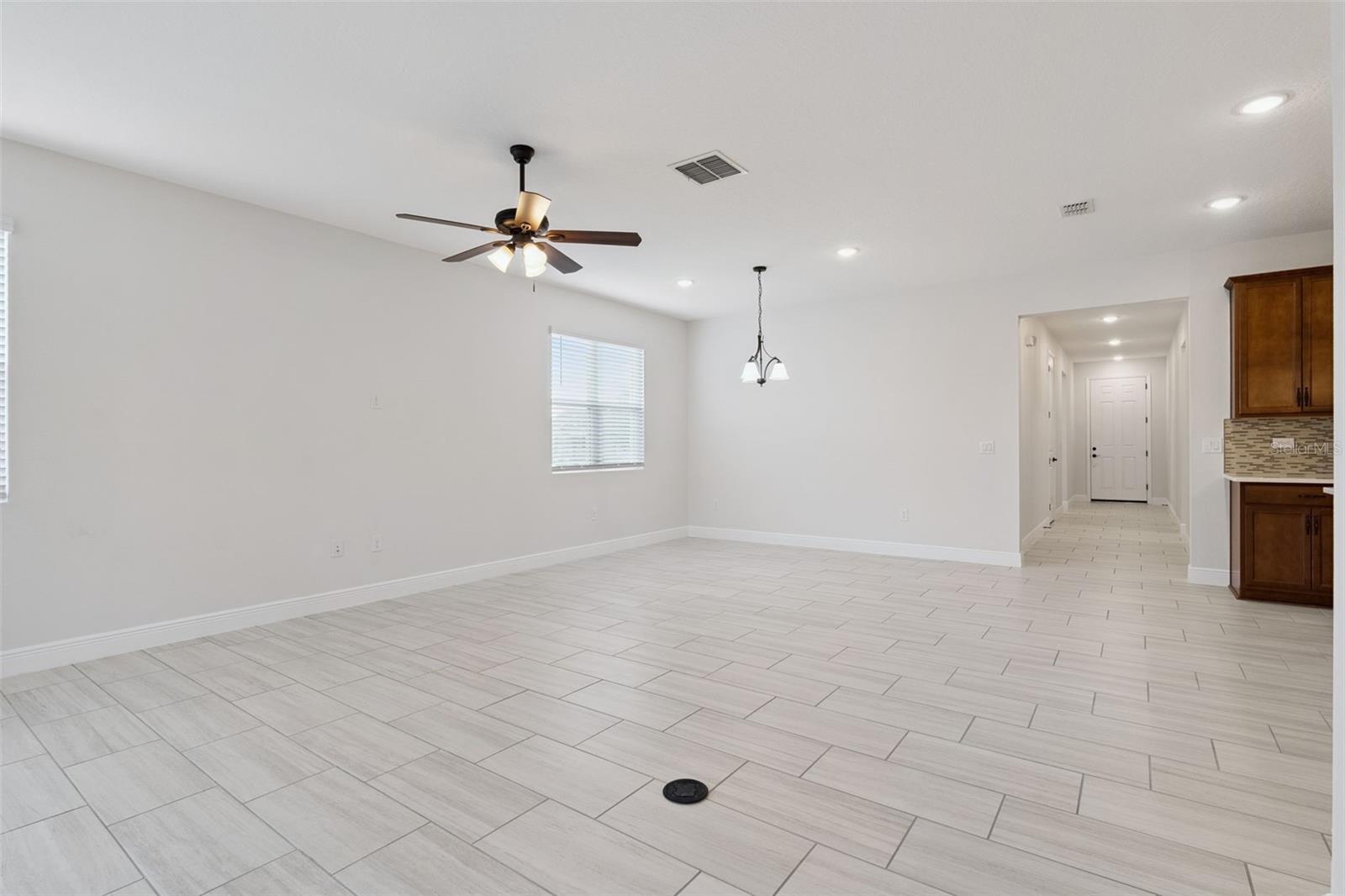 5064 MEADOW SONG DR, LEESBURG, FL, 34748