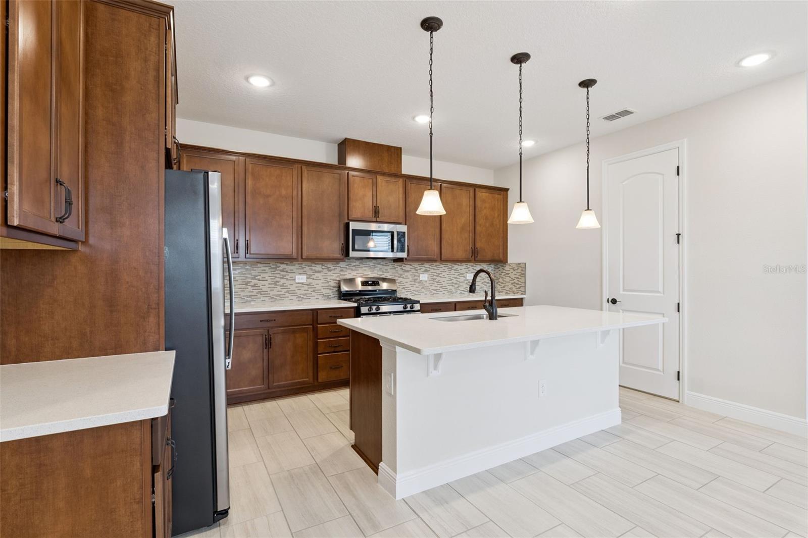 5064 MEADOW SONG DR, LEESBURG, FL, 34748