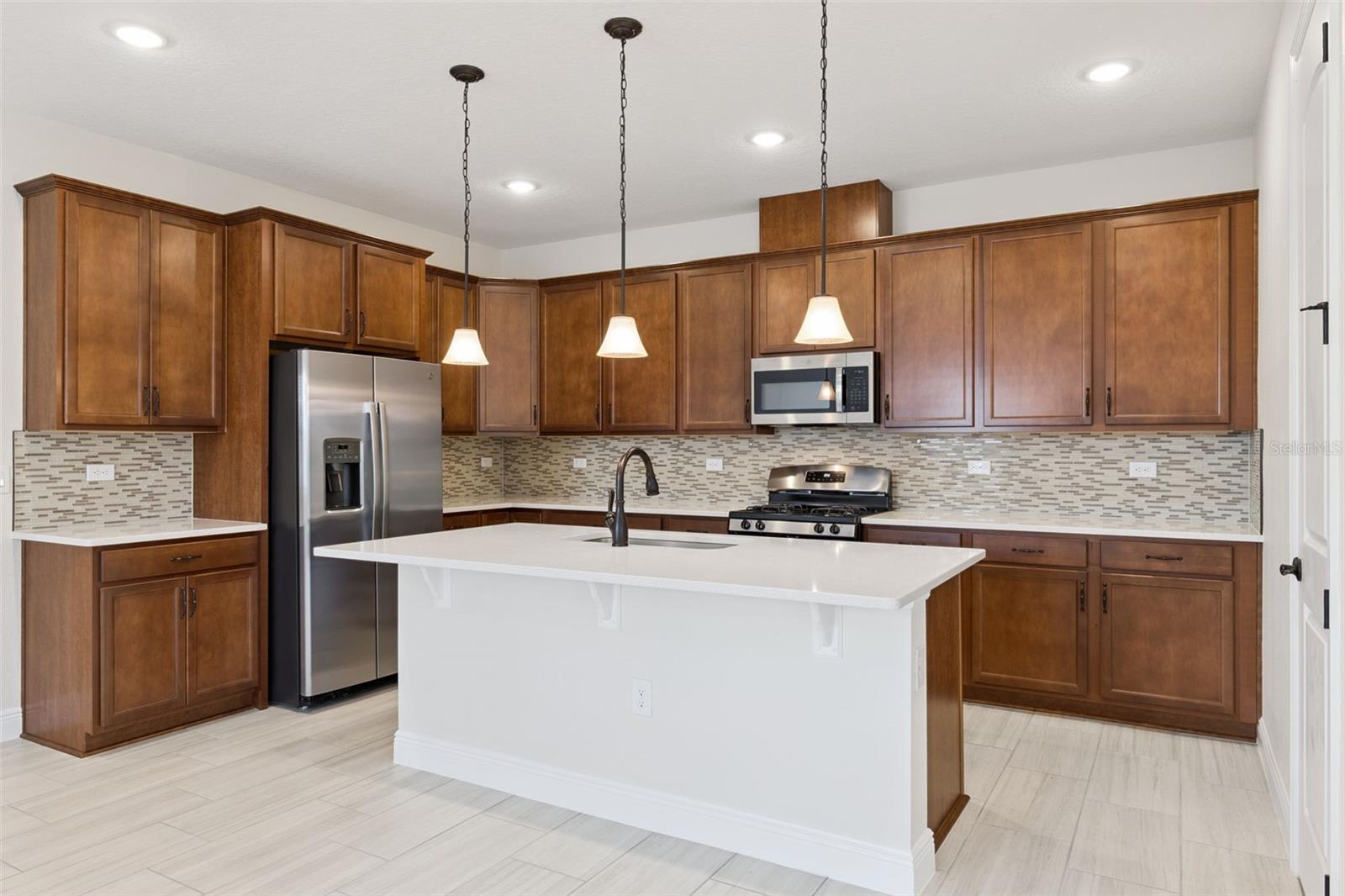 5064 MEADOW SONG DR, LEESBURG, FL, 34748