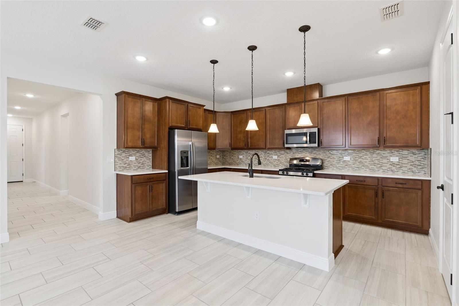 5064 MEADOW SONG DR, LEESBURG, FL, 34748