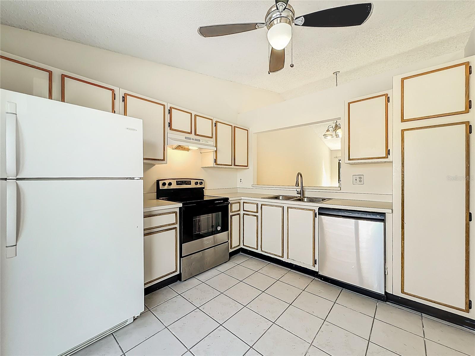 193 CREEKSIDE WAY, ORLANDO, FL, 32824