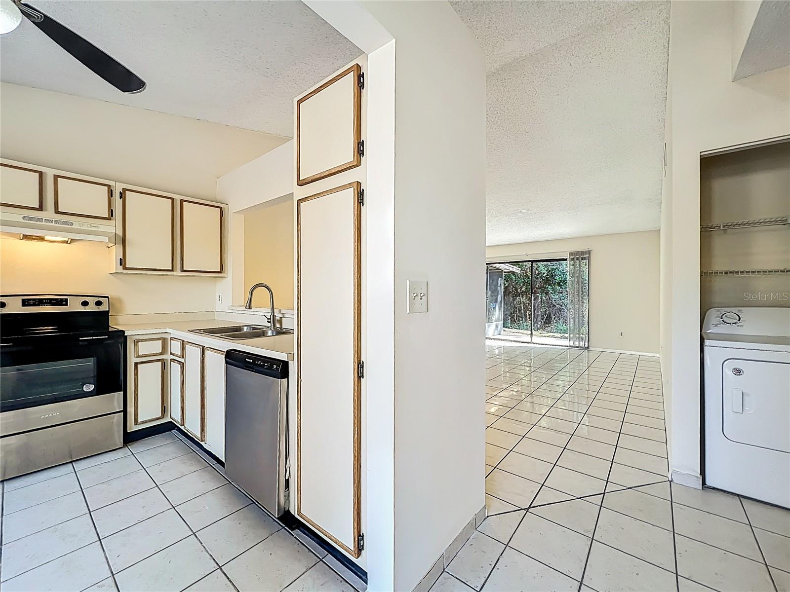 193 CREEKSIDE WAY, ORLANDO, FL, 32824