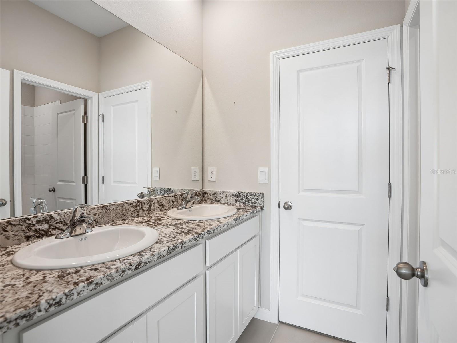 4982 NW 39TH LOOP, OCALA, FL, 34482