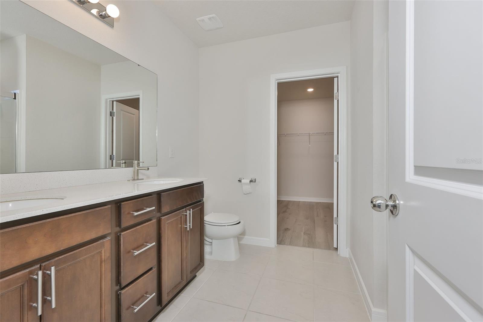 Primary Bedroom, looking to  9'7"x9'4" closet