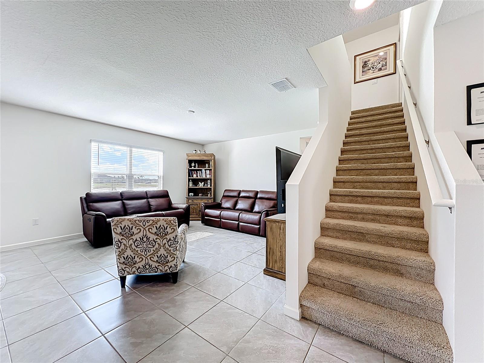905 DUGAN CIR SE, PALM BAY, FL, 32909