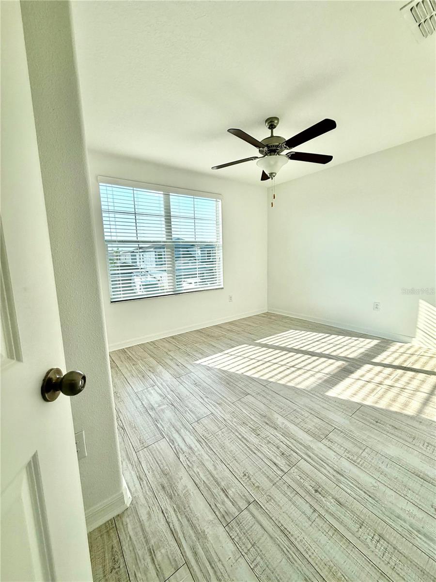 6821 BLUE MOON WAY, SUN CITY CENTER, FL, 33573