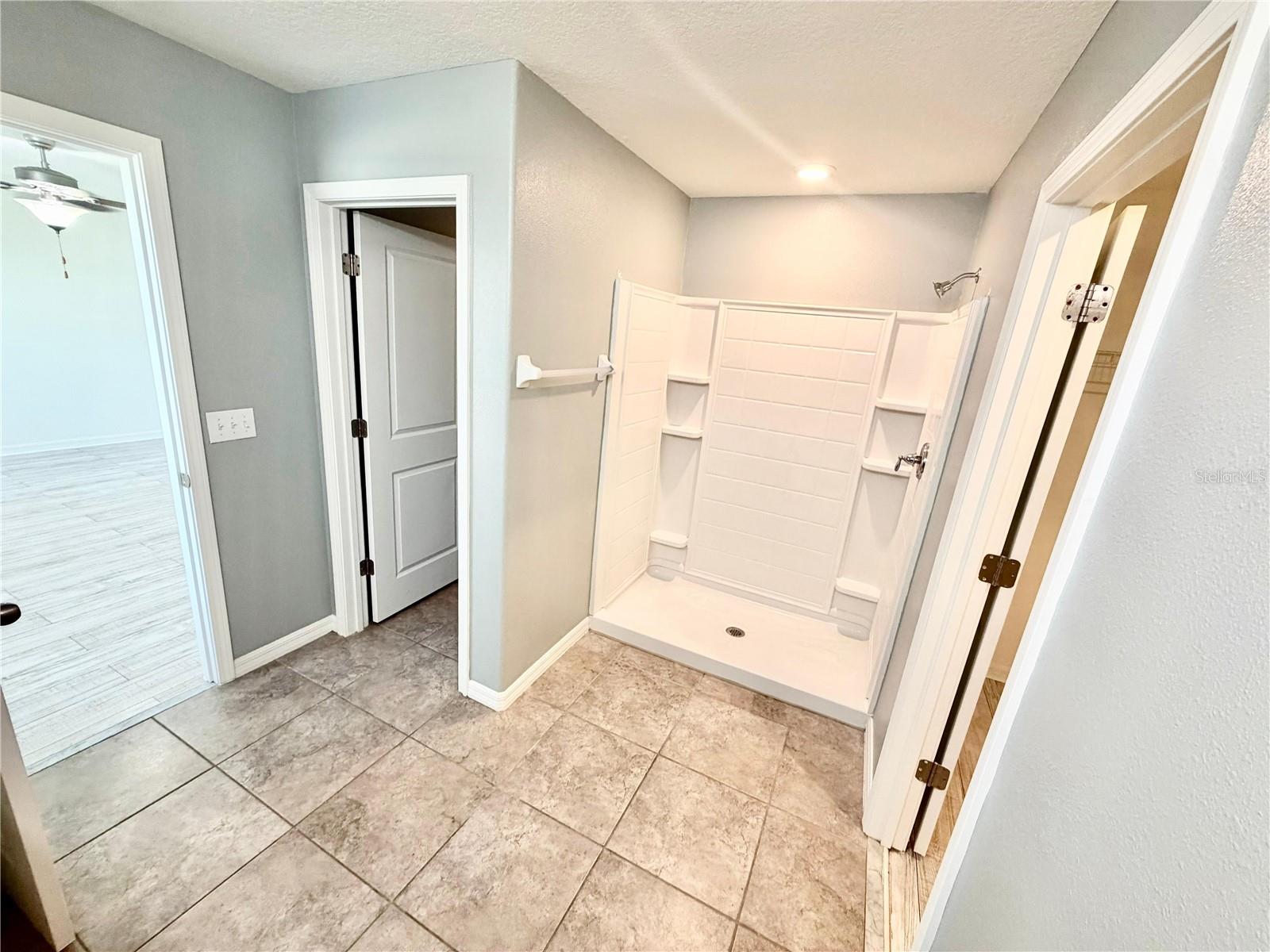 6821 BLUE MOON WAY, SUN CITY CENTER, FL, 33573