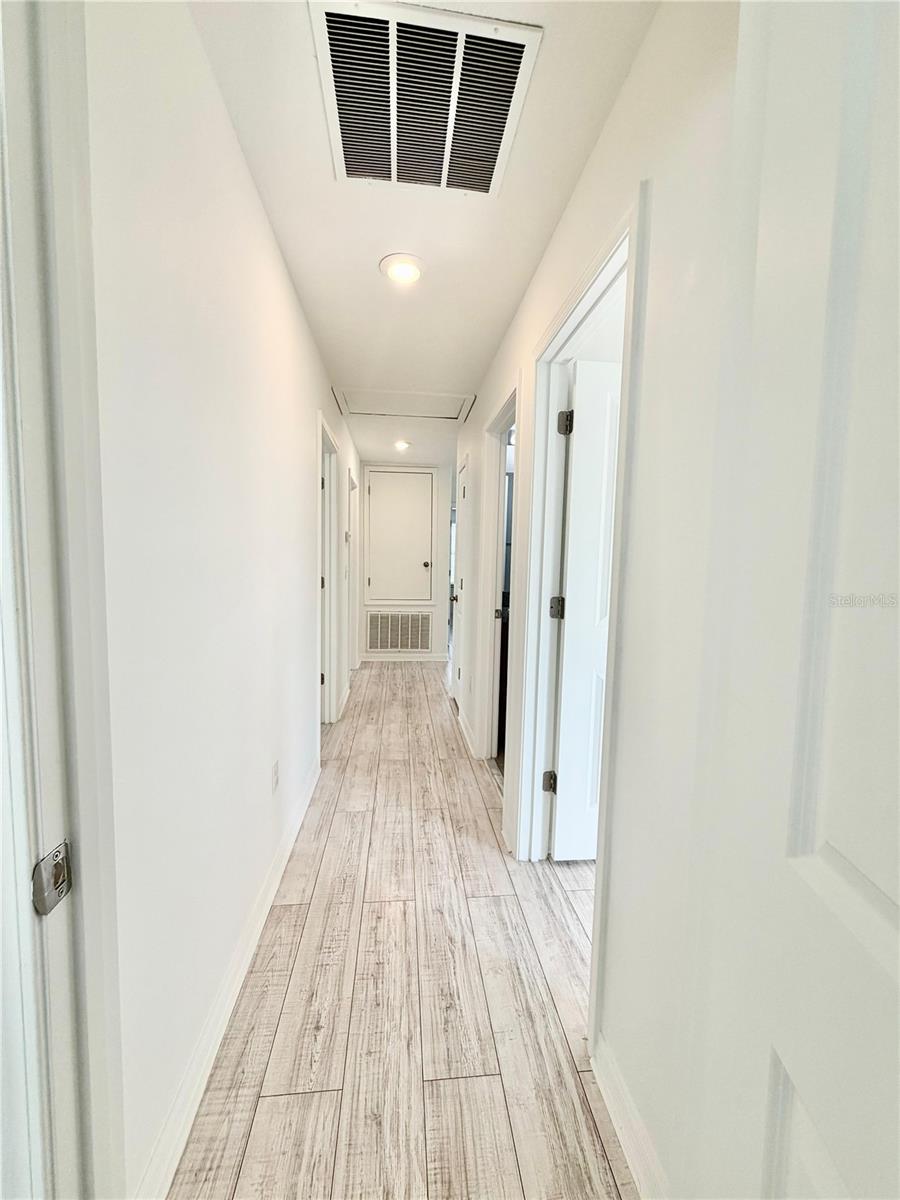 6821 BLUE MOON WAY, SUN CITY CENTER, FL, 33573