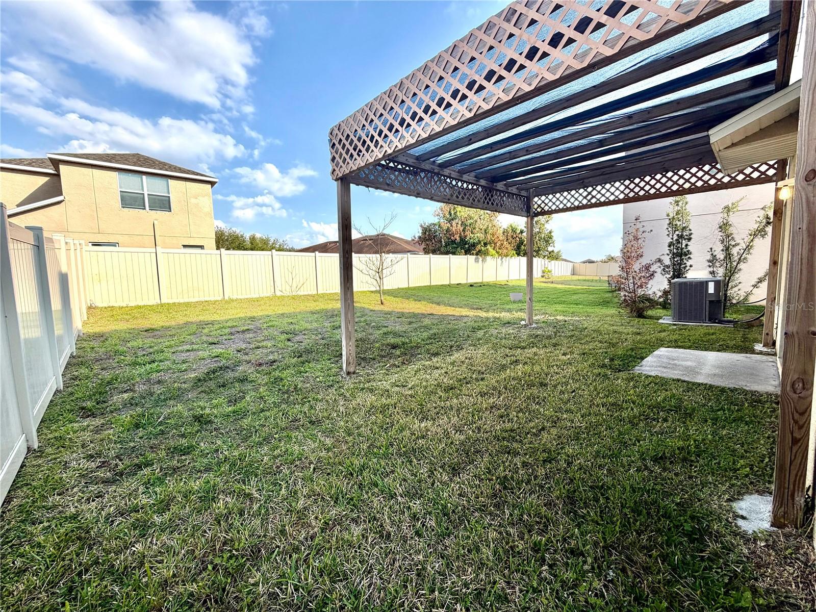 6821 BLUE MOON WAY, SUN CITY CENTER, FL, 33573