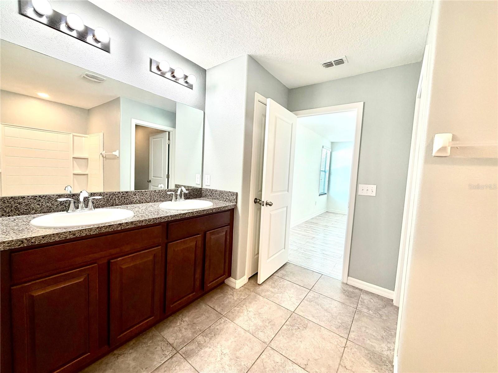 6821 BLUE MOON WAY, SUN CITY CENTER, FL, 33573