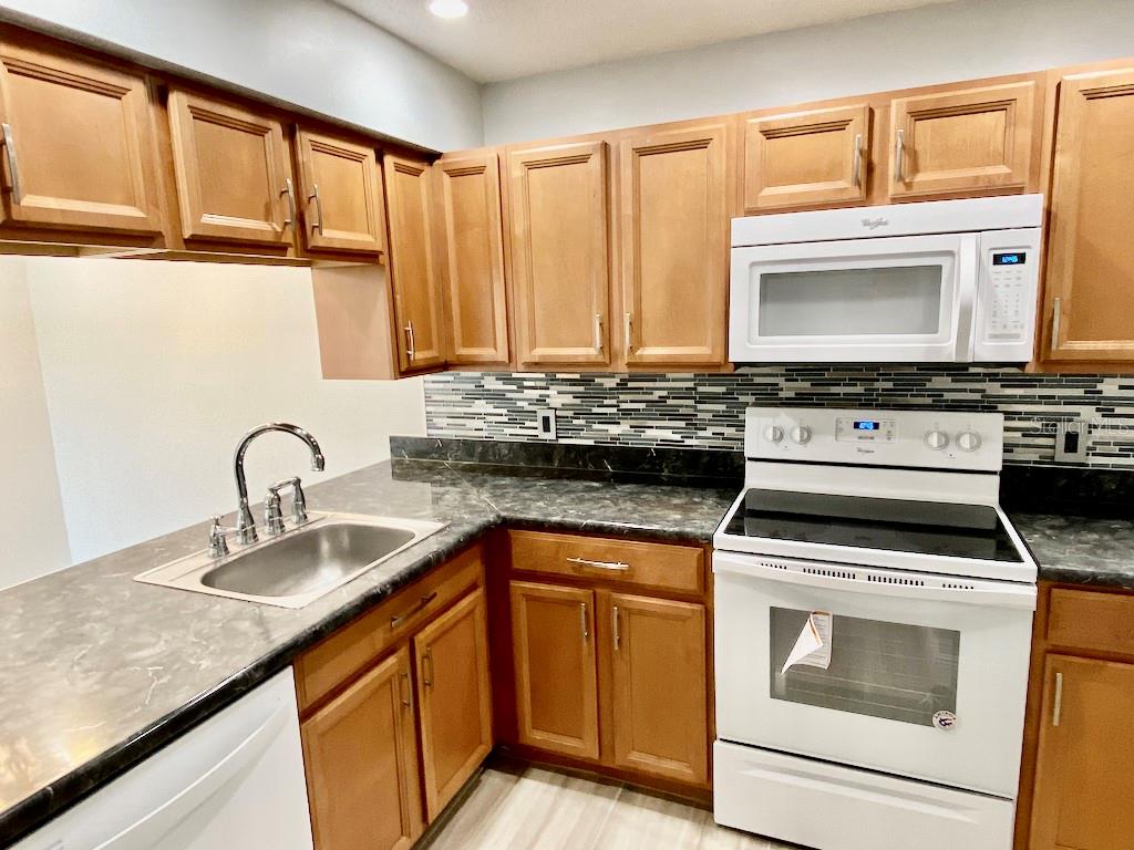 6126 CURRY FORD RD #147, ORLANDO, FL, 32822