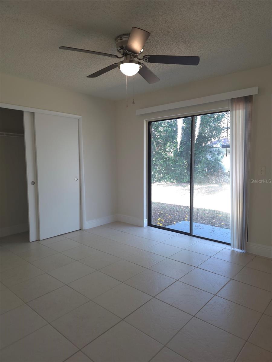 10410 N OJUS DR, TAMPA, FL, 33617