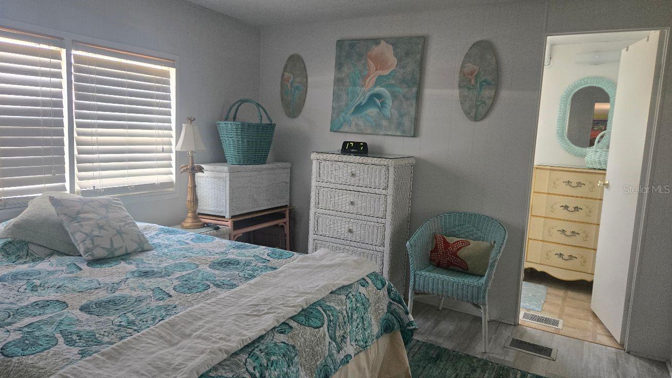1393 MALLARD DR, ENGLEWOOD, FL, 34224