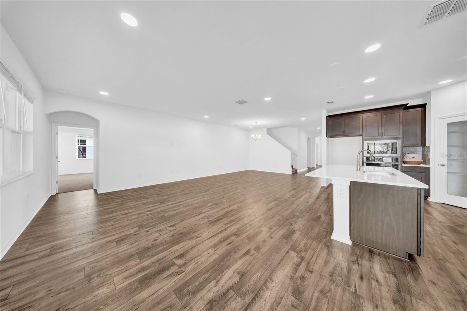 5841 RIVERSTON AVE, WESLEY CHAPEL, FL, 33545