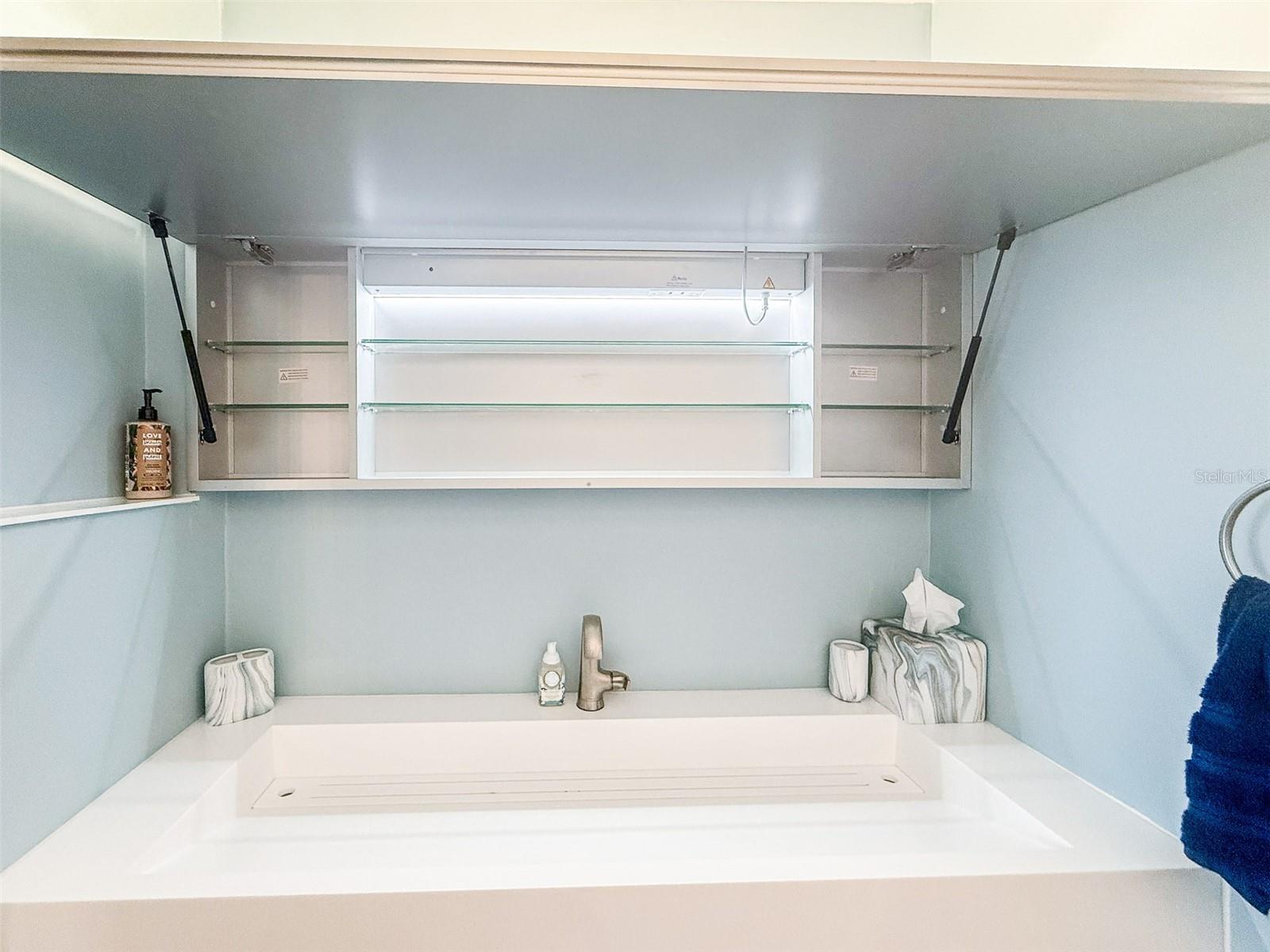 845 BENJAMIN FRANKLIN DR #202, SARASOTA, FL, 34236