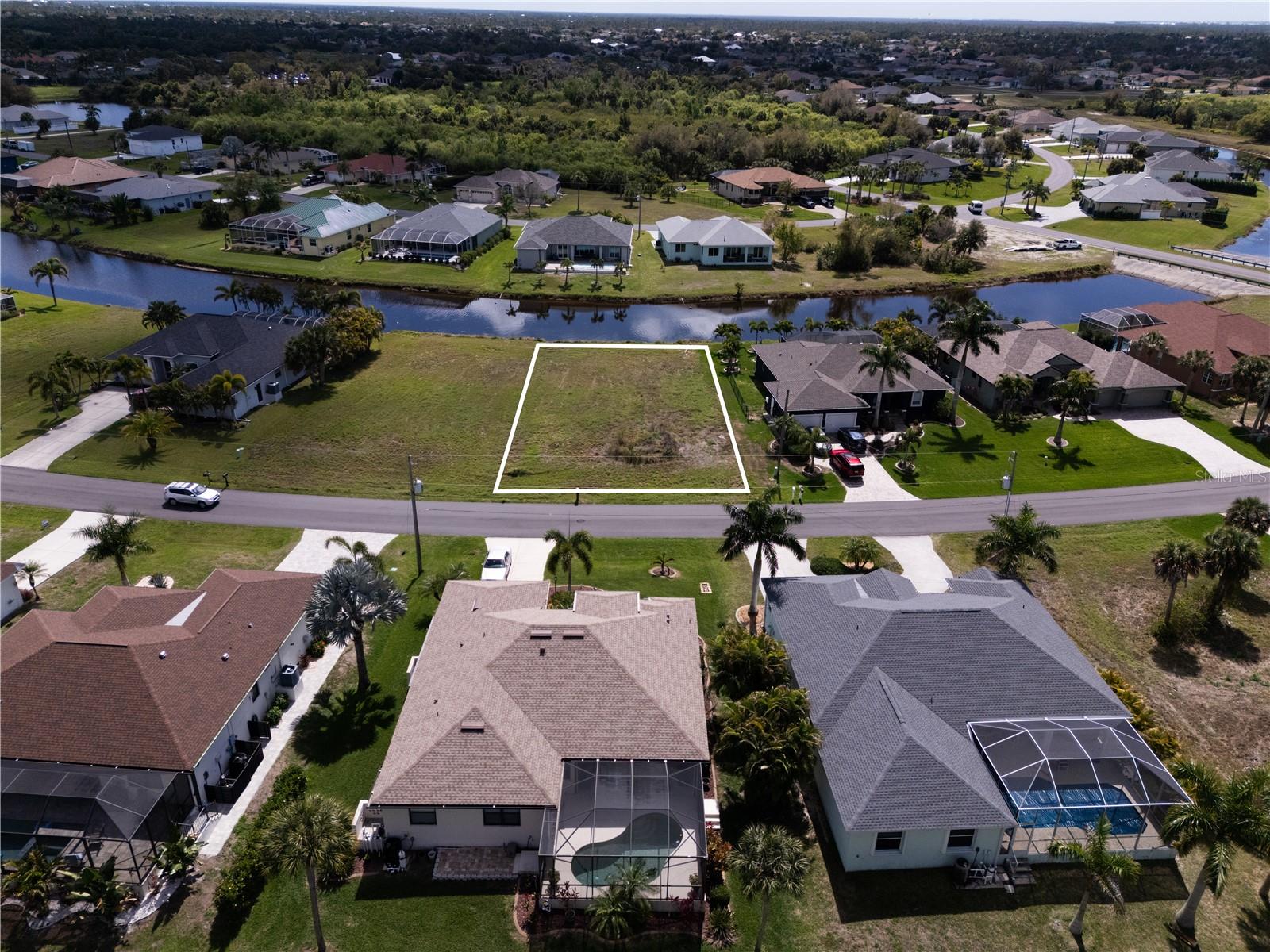 134 WHITE MARSH LN, ROTONDA WEST, FL, 33947