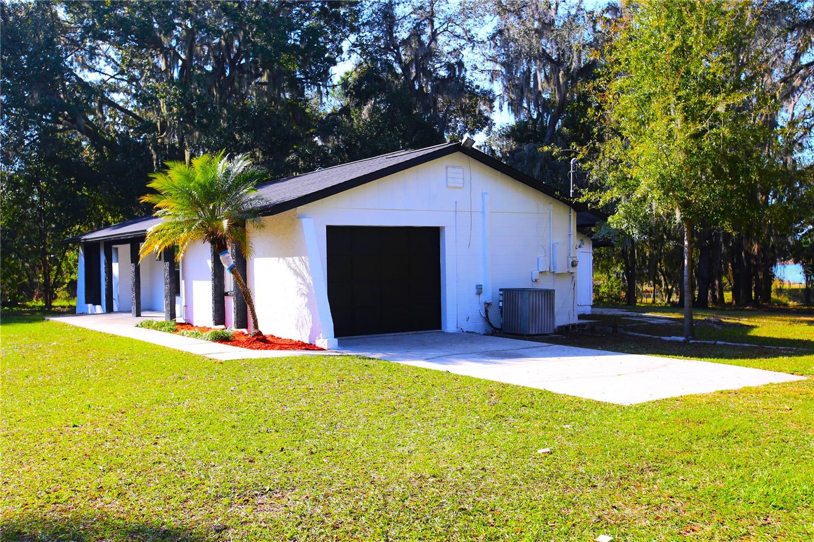 8807 OVERLOOK DR, WESLEY CHAPEL, FL, 33545