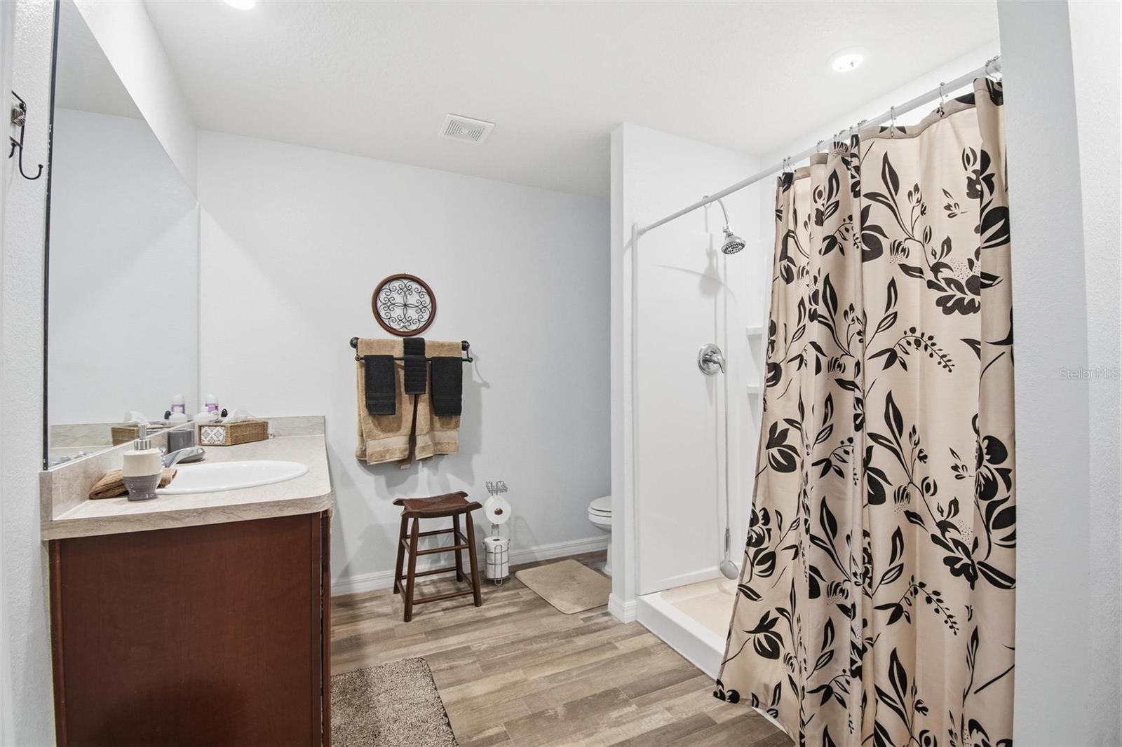 8 POST OAK LN, PALM COAST, FL, 32164