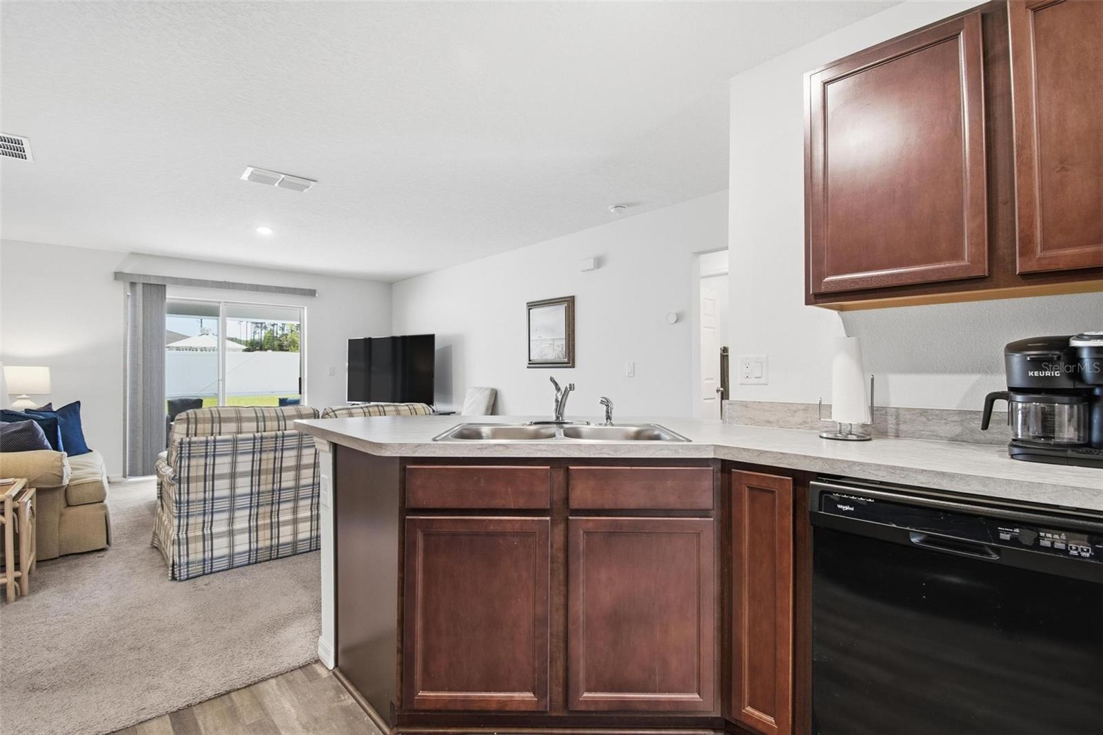 8 POST OAK LN, PALM COAST, FL, 32164