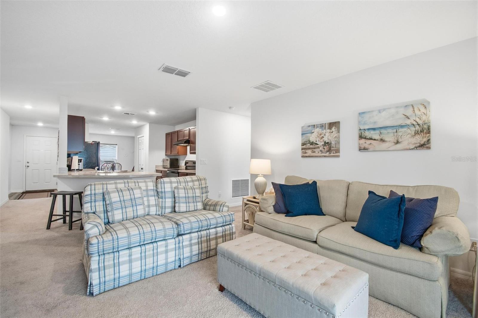 8 POST OAK LN, PALM COAST, FL, 32164