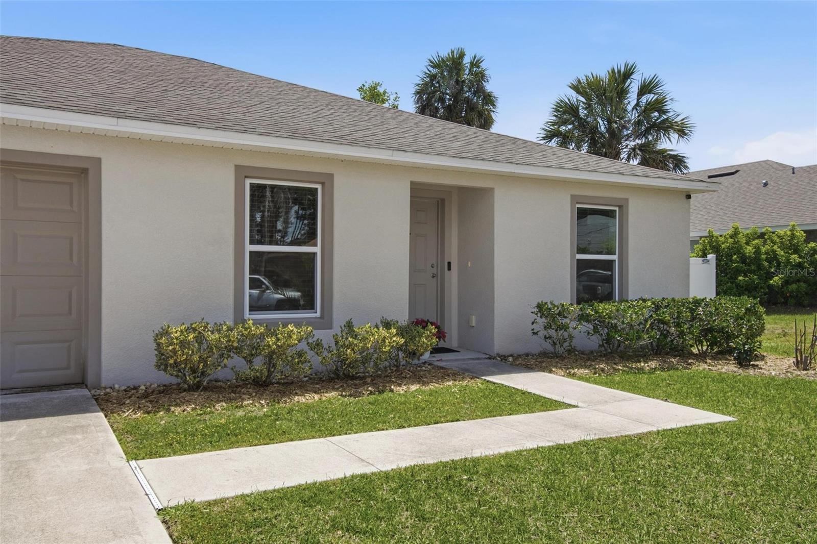 8 POST OAK LN, PALM COAST, FL, 32164