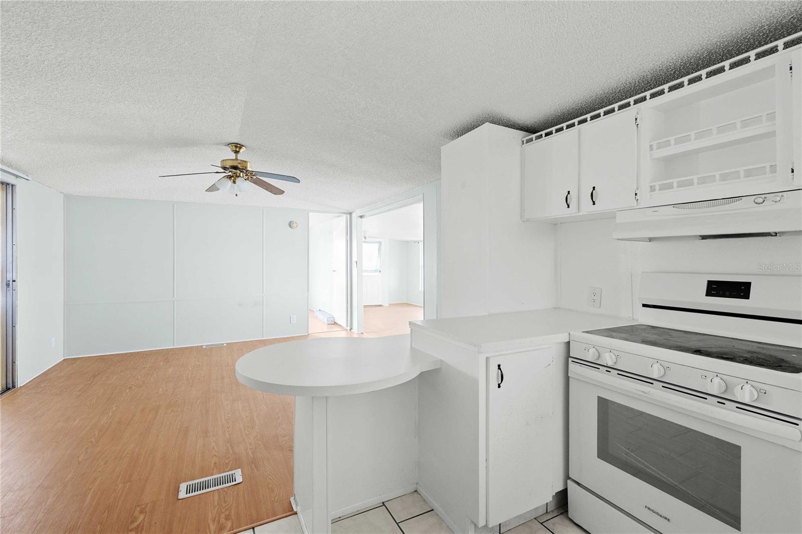 36941 BETH AVE, ZEPHYRHILLS, FL, 33542