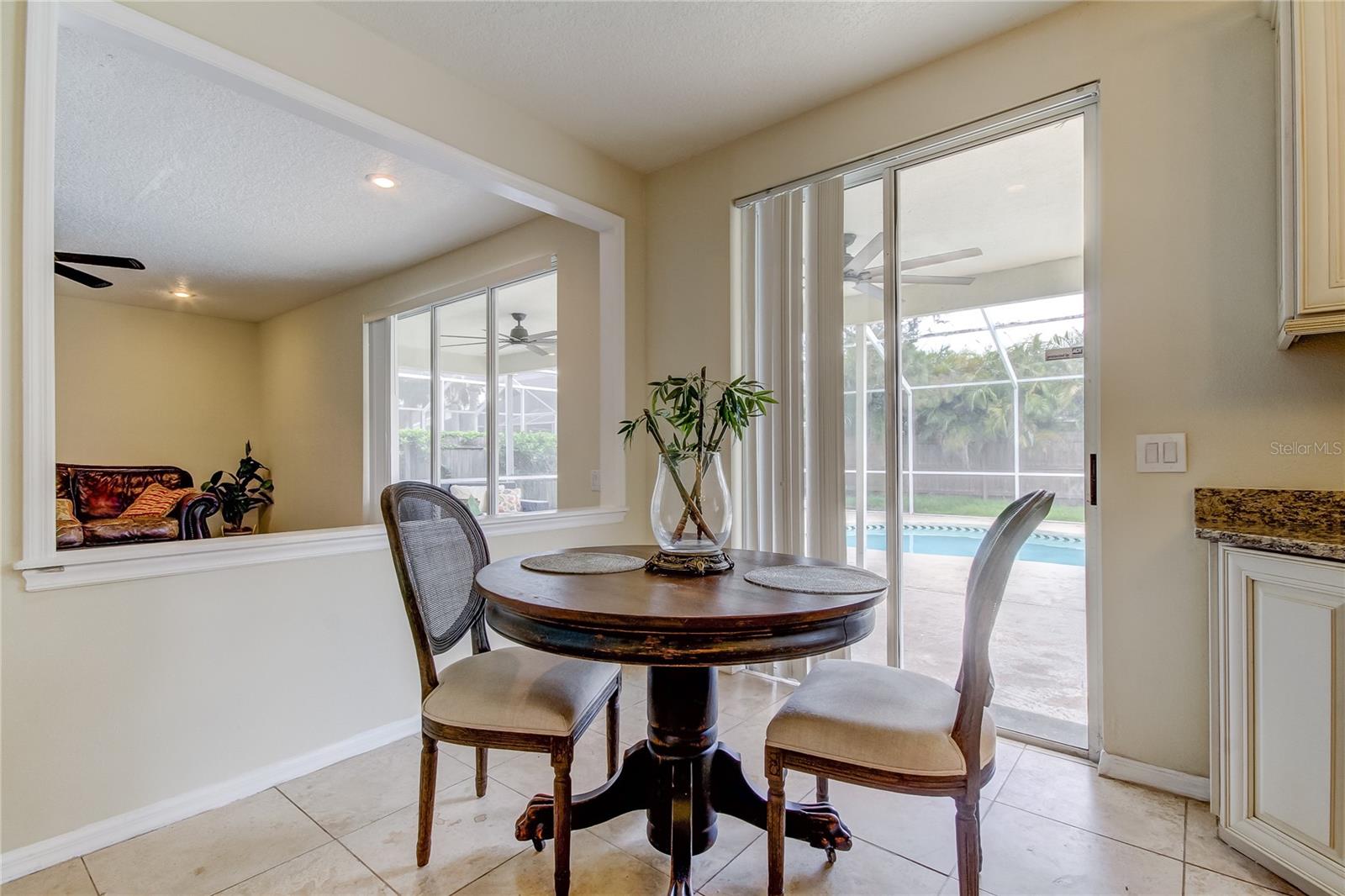 9401 WOODBAY DR, TAMPA, FL, 33626