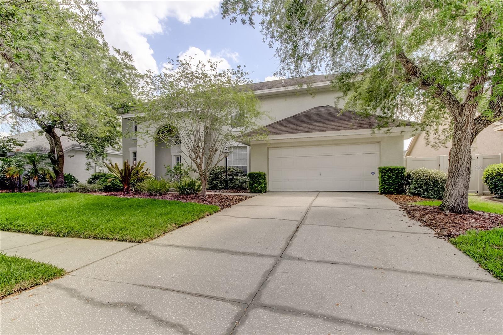 9401 WOODBAY DR, TAMPA, FL, 33626