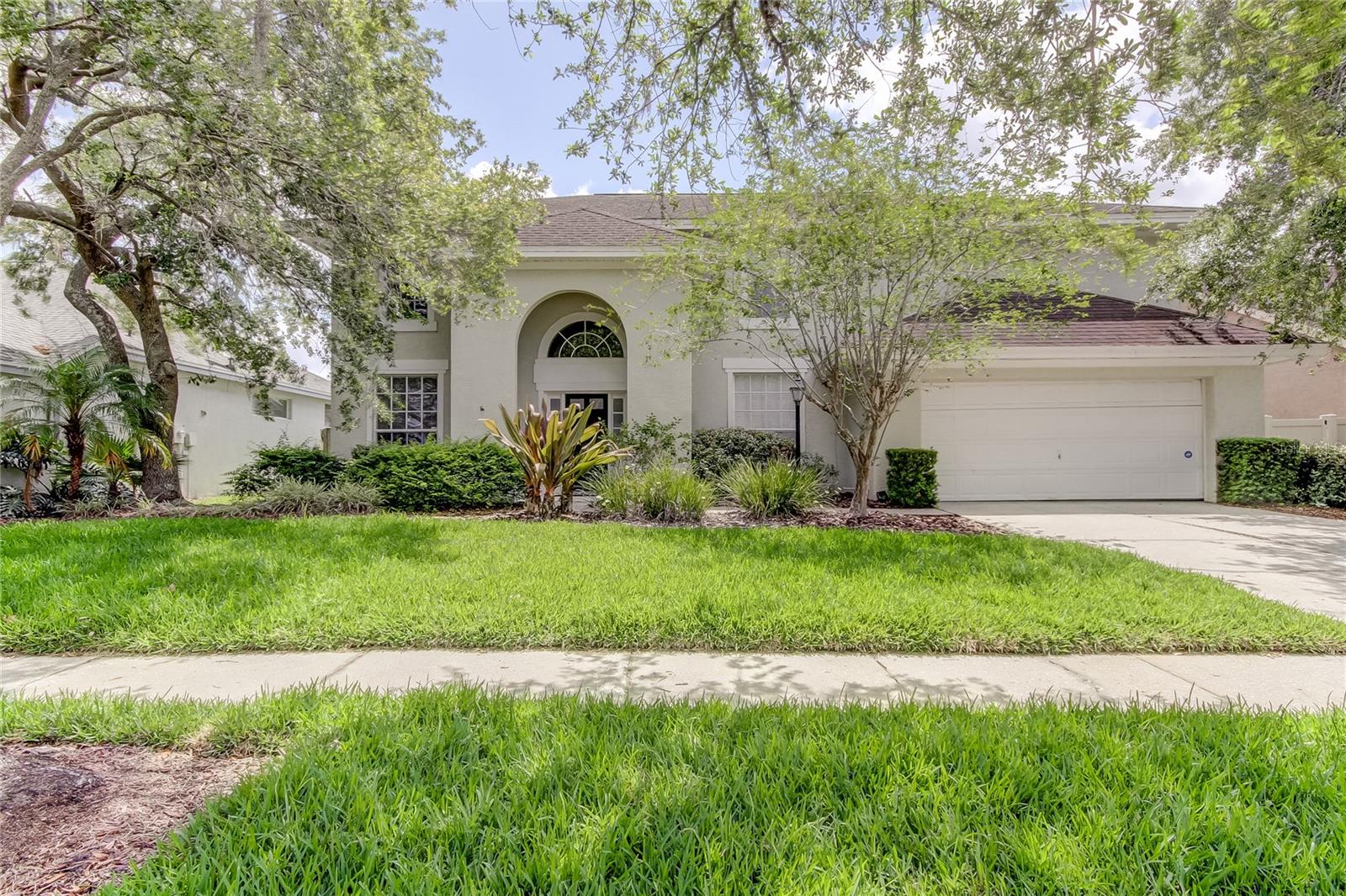 9401 WOODBAY DR, TAMPA, FL, 33626