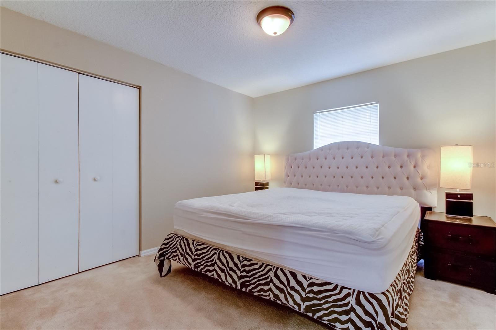 9401 WOODBAY DR, TAMPA, FL, 33626