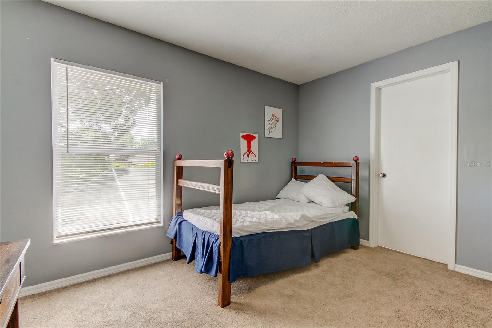 9401 WOODBAY DR, TAMPA, FL, 33626
