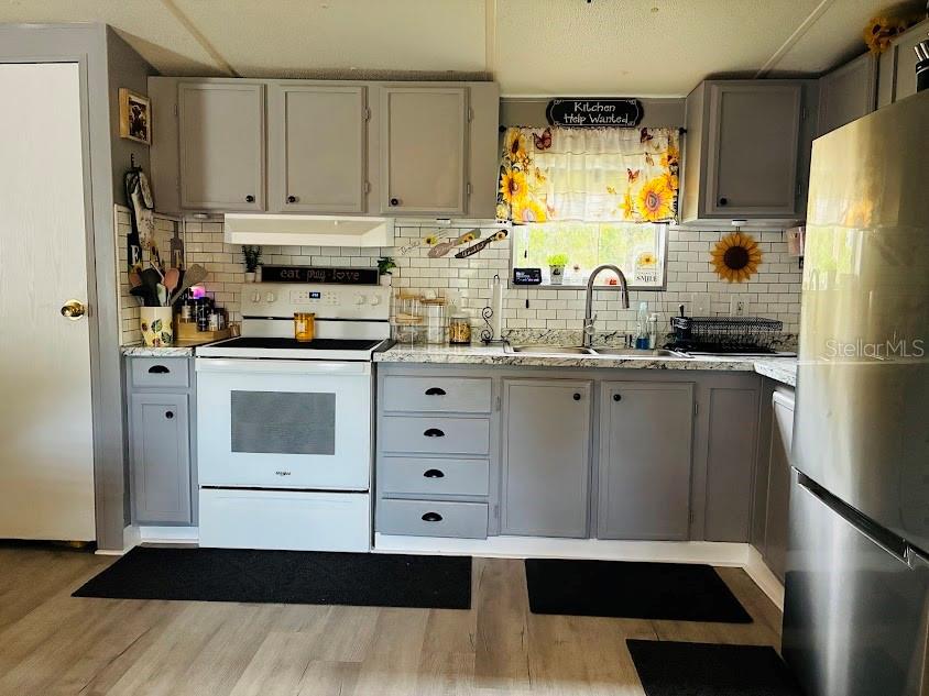 7161 SCHERING ST, WEEKI WACHEE, FL, 34613