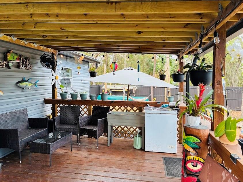 7161 SCHERING ST, WEEKI WACHEE, FL, 34613