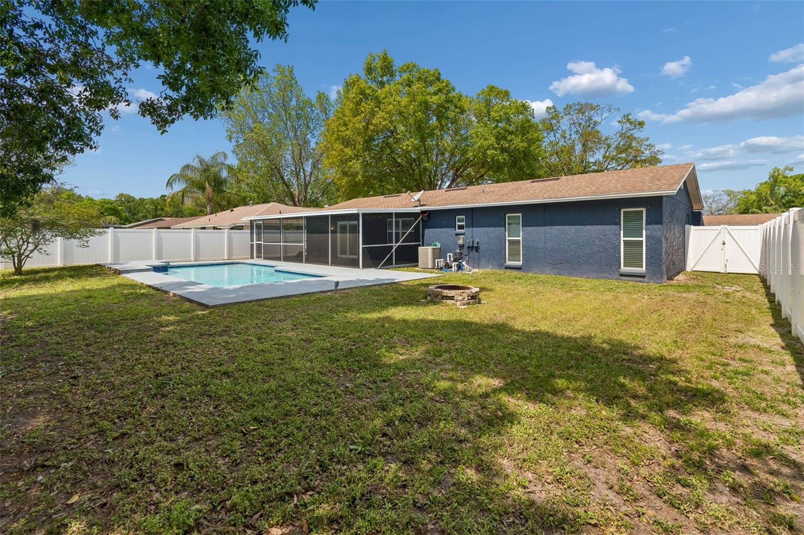 4710 SOUTHBREEZE DR, TAMPA, FL, 33624