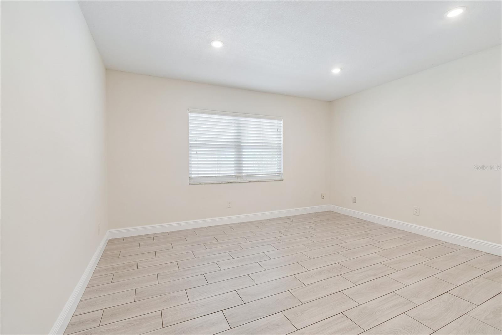 4710 SOUTHBREEZE DR, TAMPA, FL, 33624