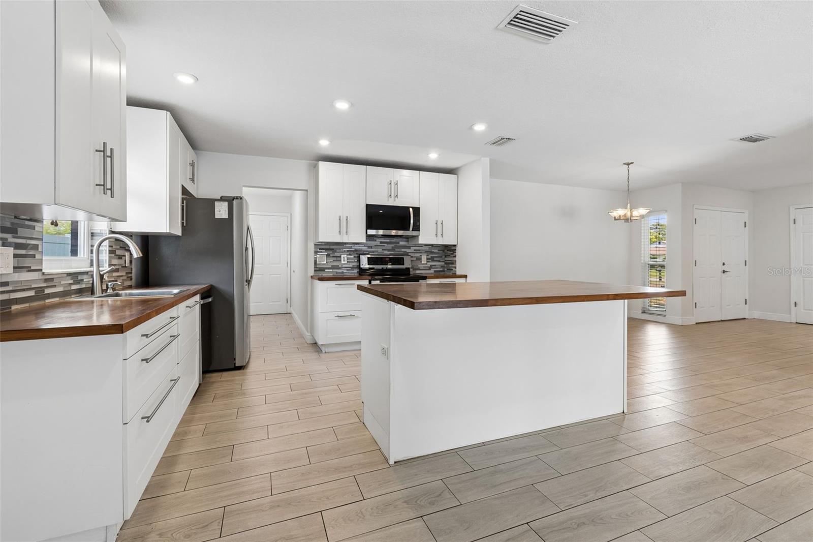 4710 SOUTHBREEZE DR, TAMPA, FL, 33624