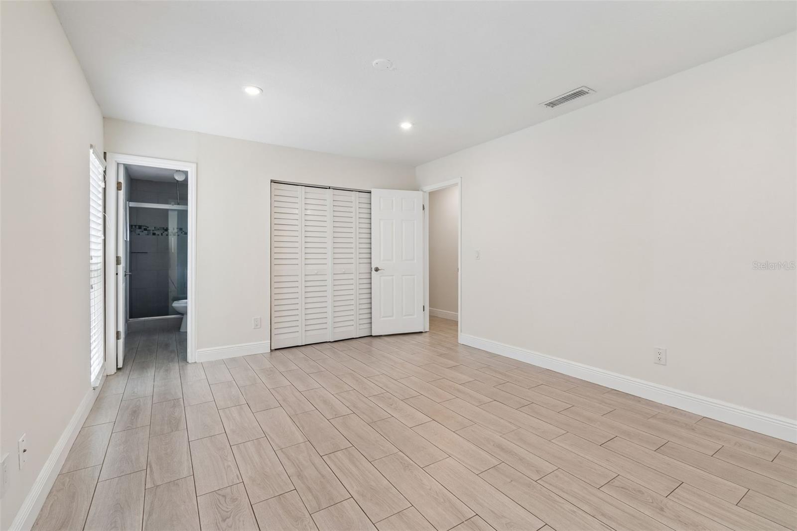 4710 SOUTHBREEZE DR, TAMPA, FL, 33624