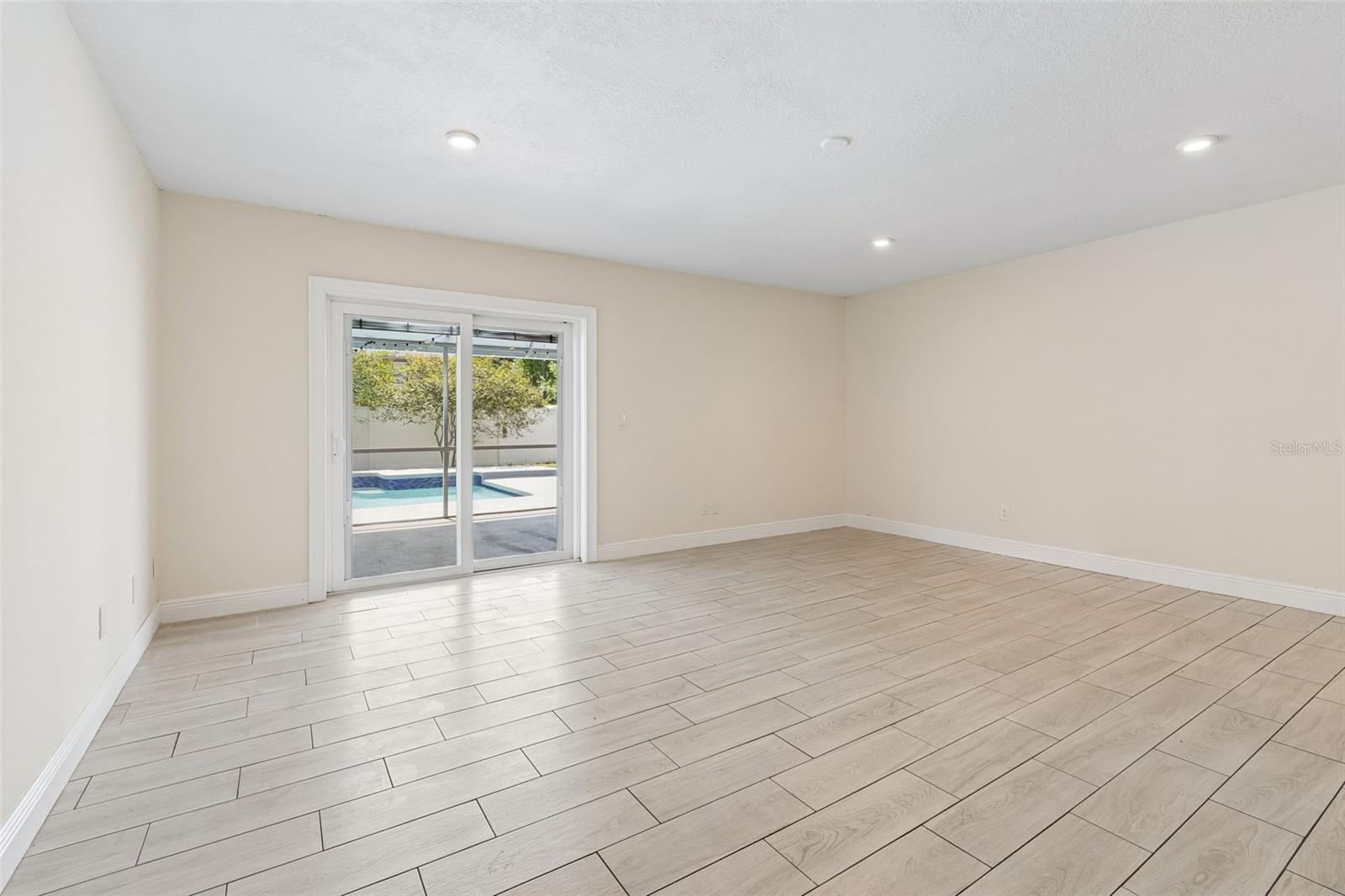 4710 SOUTHBREEZE DR, TAMPA, FL, 33624