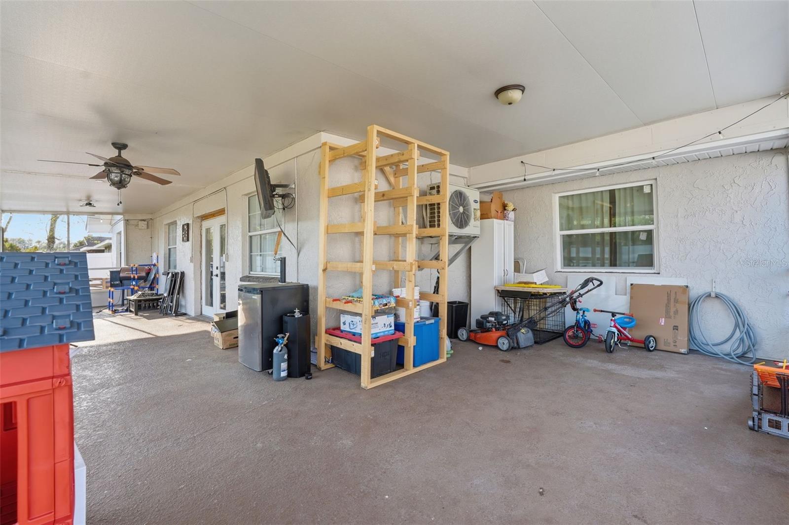 5520 FULMAR DR, TAMPA, FL, 33625
