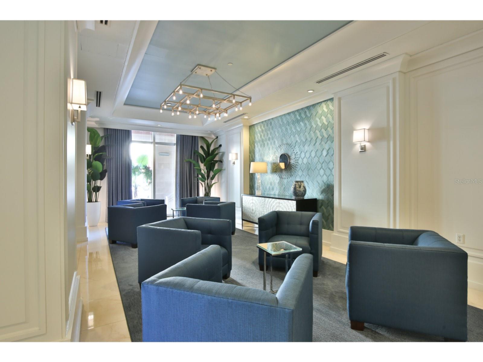 1350 MAIN ST #204, SARASOTA, FL, 34236
