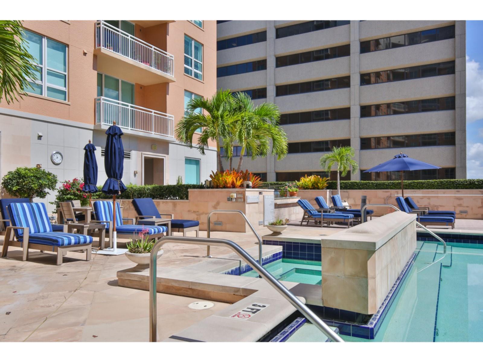 1350 MAIN ST #204, SARASOTA, FL, 34236