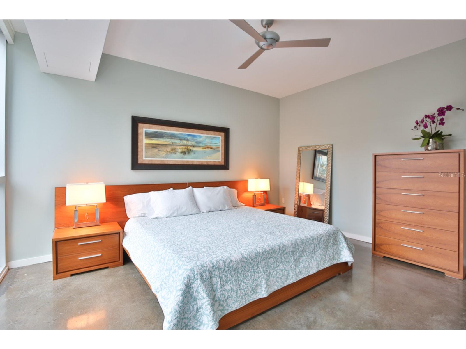 1350 MAIN ST #204, SARASOTA, FL, 34236