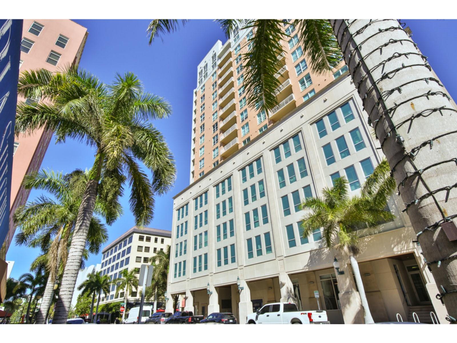 1350 MAIN ST #204, SARASOTA, FL, 34236