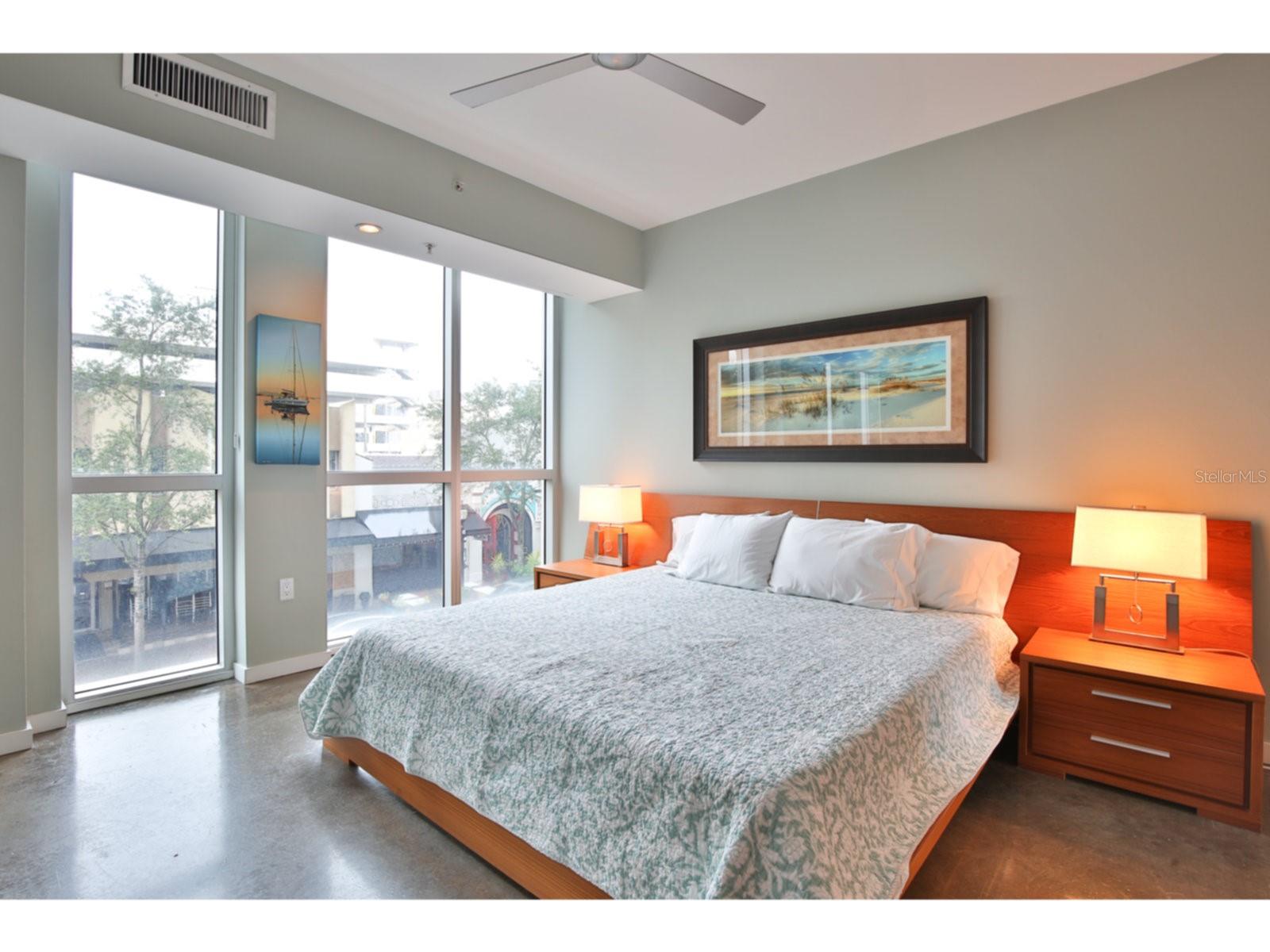 1350 MAIN ST #204, SARASOTA, FL, 34236