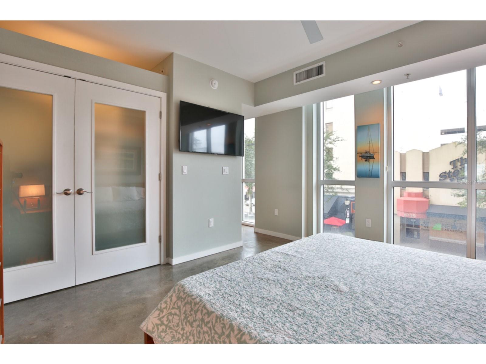 1350 MAIN ST #204, SARASOTA, FL, 34236
